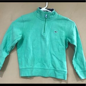 Boys Vineyard Vines 1/4 zip pullover.